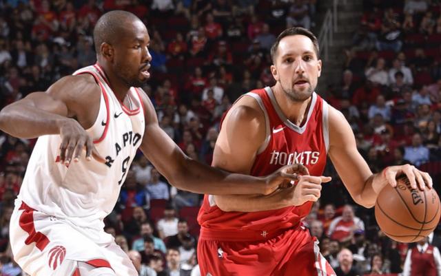  罗伊斯复出首战助攻戴帽激活进攻线  