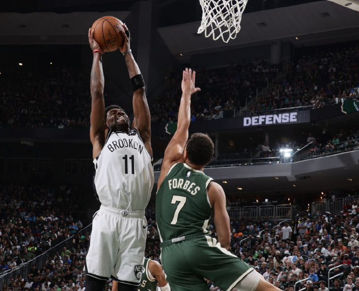  三球20+12黄蜂送篮网四连败  